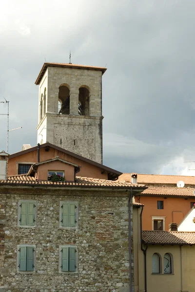 Zvonice st. pietro a st.biagio, cividale del friuli — Stock fotografie