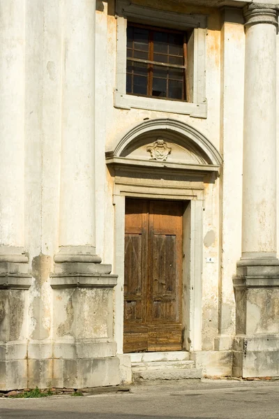 Dveře kostela, cividale del friuli — Stock fotografie