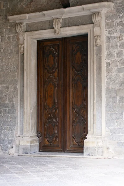 Дверь — стоковое фото