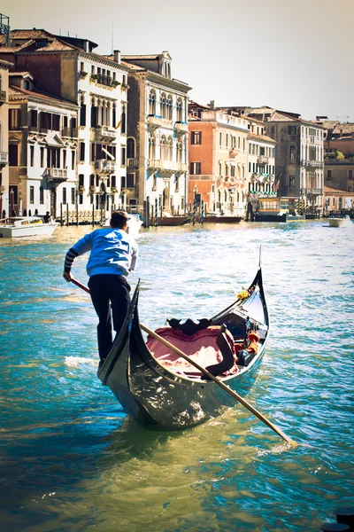 Gondolier, Венеція — стокове фото