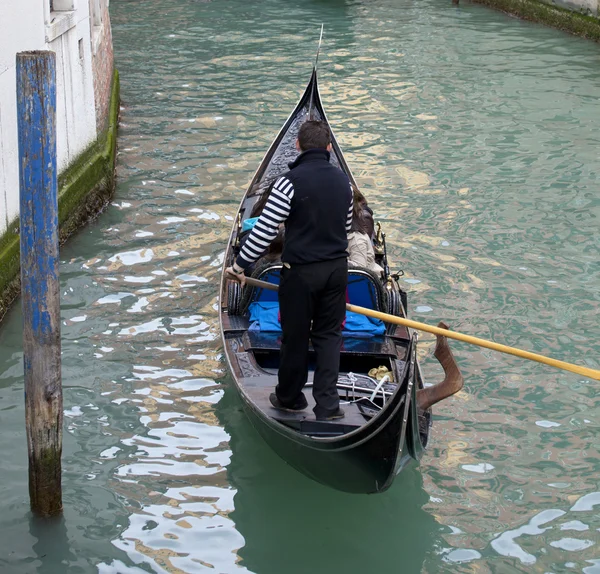 Gondolier, Венеція — стокове фото