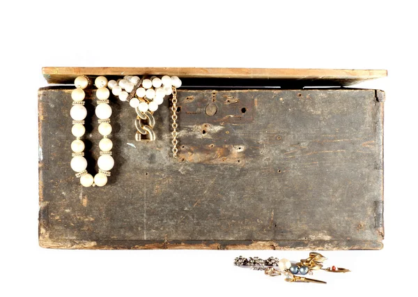 Vinrage box with jewelry — Stock Photo, Image