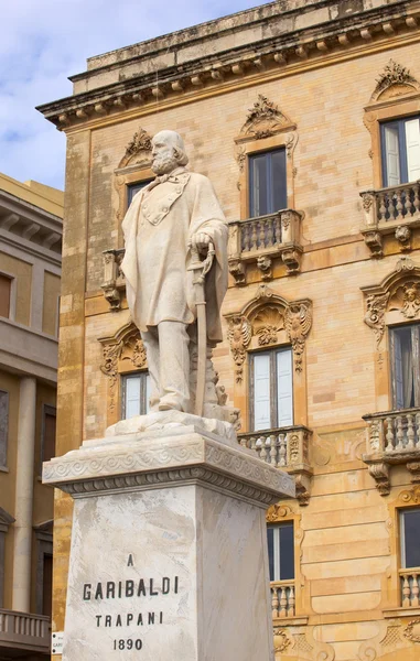 Garibaldi památník, trapani — Stock fotografie