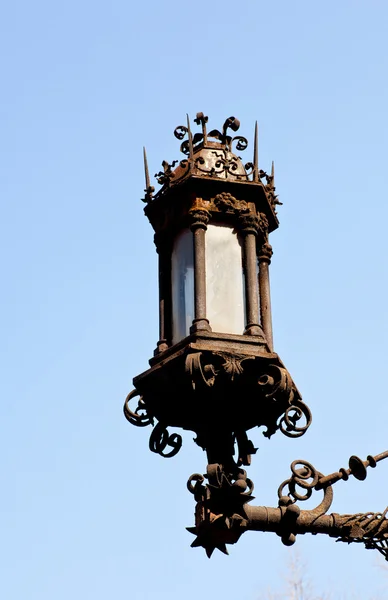 Stara latarnia uliczna, — Zdjęcie stockowe