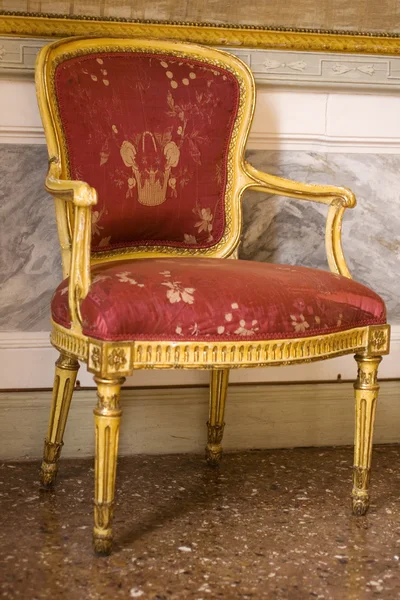 Античний венеціанських стілець — стокове фото