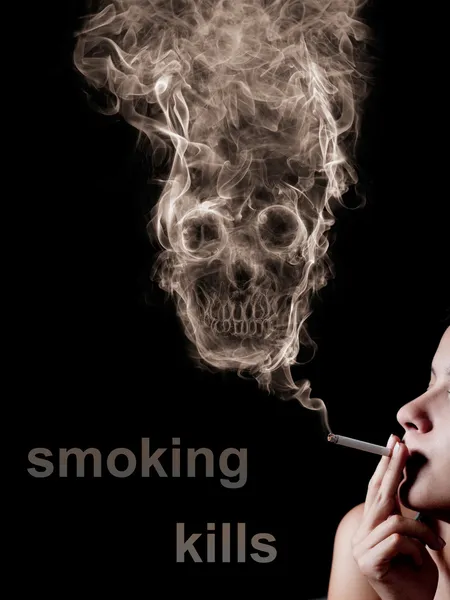 "吸烟有害健康"的概念。一个黑色的背景上孤立 — 图库照片