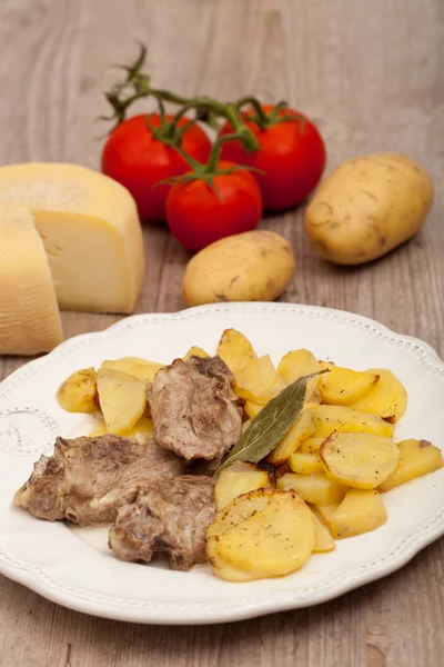 Agnello con patate — Foto Stock