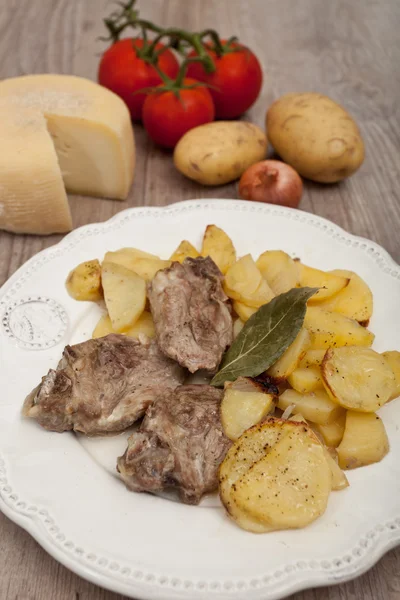 Lamb with potatoes — Stock Photo, Image