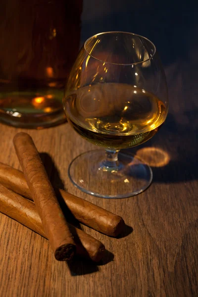 Whisky and cigars — Stock Photo, Image