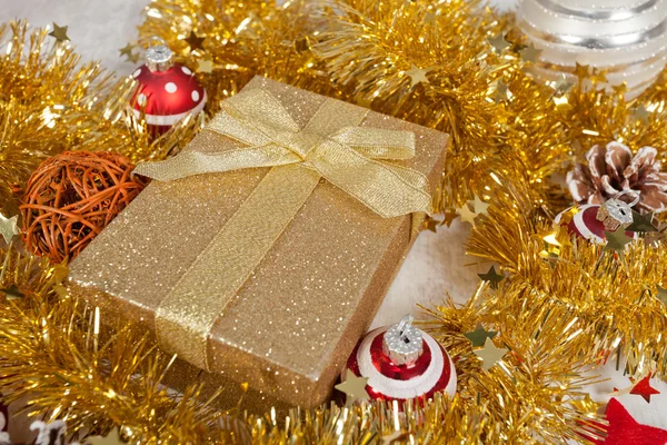 Pacote de presente de Natal — Fotografia de Stock