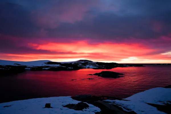Solnedgång i Antarktis — Stockfoto