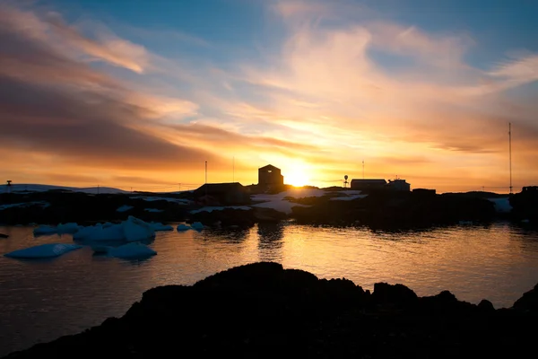 남극의 여름 일몰 — 스톡 사진