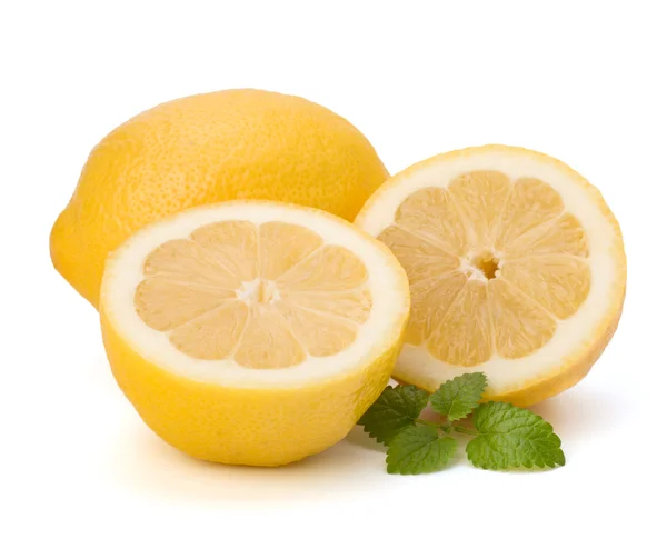 Citroen en citron mint blad geïsoleerd op witte achtergrond — Stockfoto