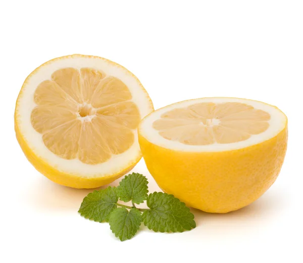 Hoja de limón y menta cítrica aislada sobre fondo blanco — Foto de Stock