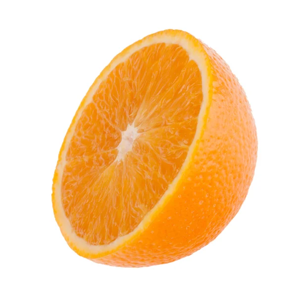 半分オレンジ色の果物をスライス — ストック写真