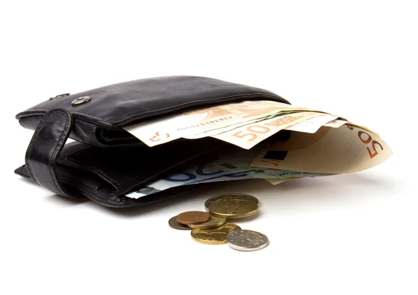 Pengar i läder handväska isolerad på vit bakgrund — Stockfoto