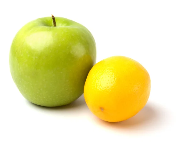 Frutos aislados sobre fondo blanco — Foto de Stock