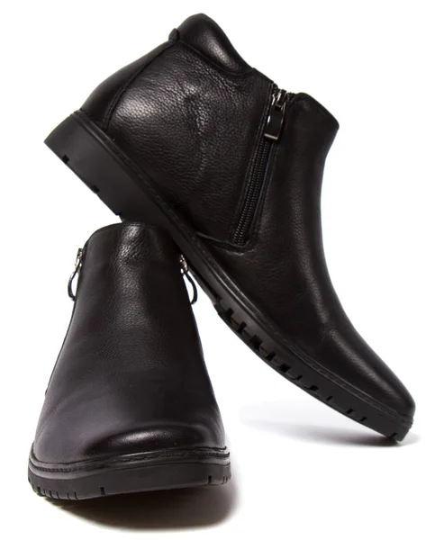 Sapatos masculinos isolados em fundo branco — Fotografia de Stock
