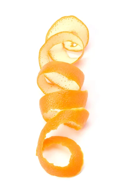 Écorce de spirale d'orange isolée sur blanc — Photo