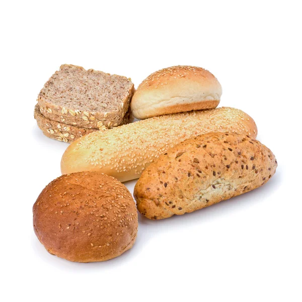 Хлебные буханки и булочки — стоковое фото