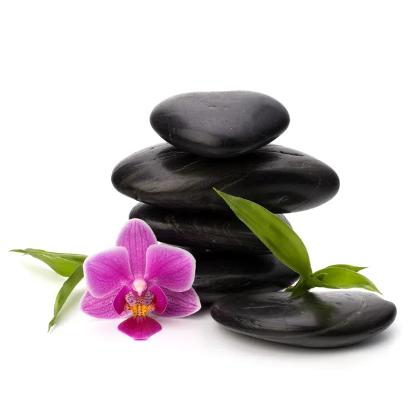 Zen-Kieselsteine balancieren. Wellness- und Gesundheitskonzept. — Stockfoto