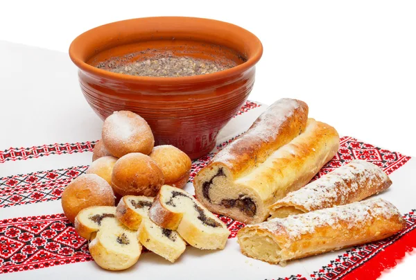 Boże Narodzenie żywności na Ukrainie - kutya, pączki i ciastka Mak — Zdjęcie stockowe