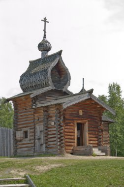 ahşap kilise