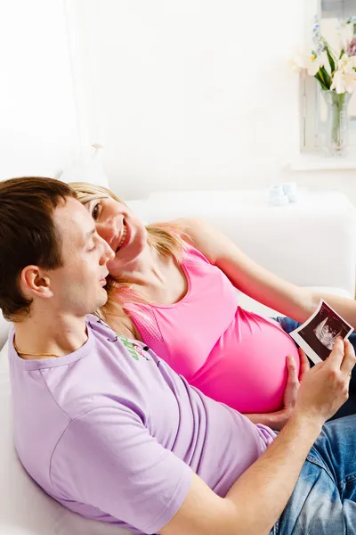 stock image Pregnant woman with her husband