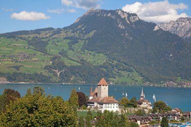 Spiez Kalesi