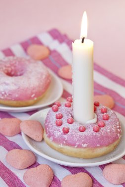 pembe dougnut