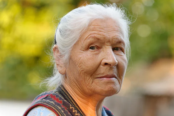 Porträt der alten Frau — Stockfoto