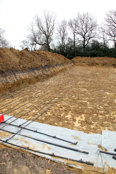 Escavação para a instalação de calor geotérmico — Fotografia de Stock