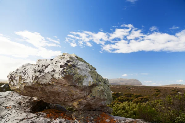 Rocks and vast steppe landscape — Stock Photo, Image