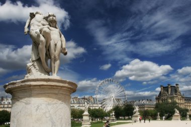 heykeller tuileries bahçesinde Paris, Fransa.