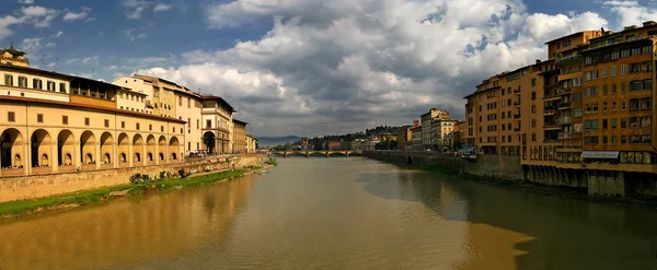 Panorama de Florence . — Photo