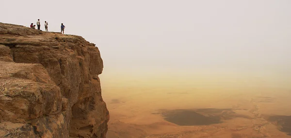 Cliff over the Ramon crater (panorama). — Stock Photo, Image