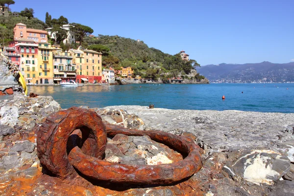 Prohlédni na malém městě portofino, Itálie. — Stock fotografie