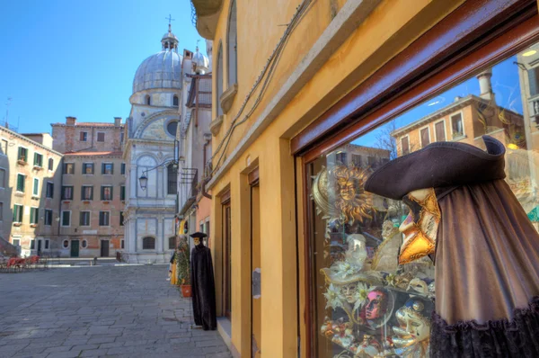 stock image Mannequin and souvenir shop on plazza in Venice.