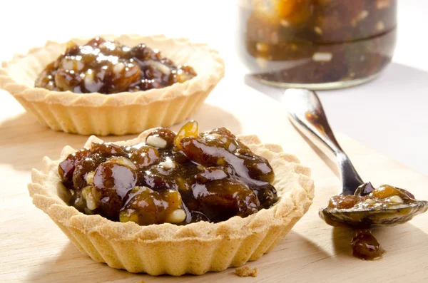 Two pastry cases with home made mincemeat — Stock Photo, Image