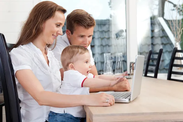Familienvideo-Chat — Stockfoto