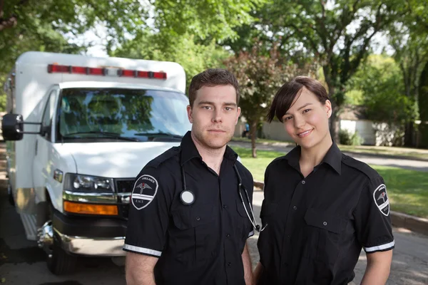 Ritratto del team paramedico — Foto Stock