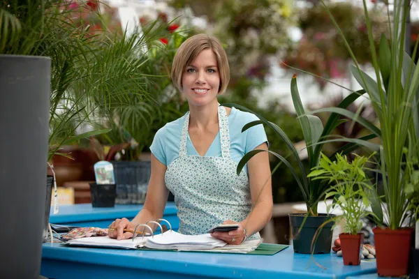 Greenhouse Employee — Stock Photo, Image