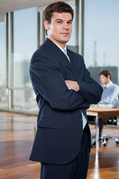 Confident Businessman Standing With Arms Crossed — Stock Photo, Image
