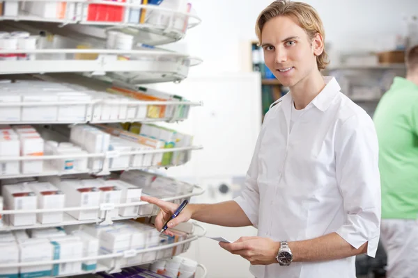 Pharmacist at Work — Stock Photo, Image