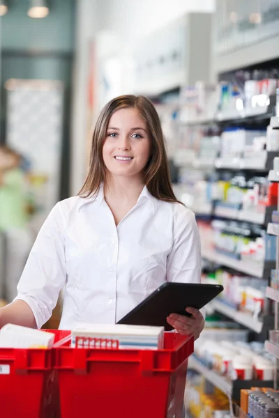 Female Pharmacist Holding Tablet PC — Stock Photo, Image