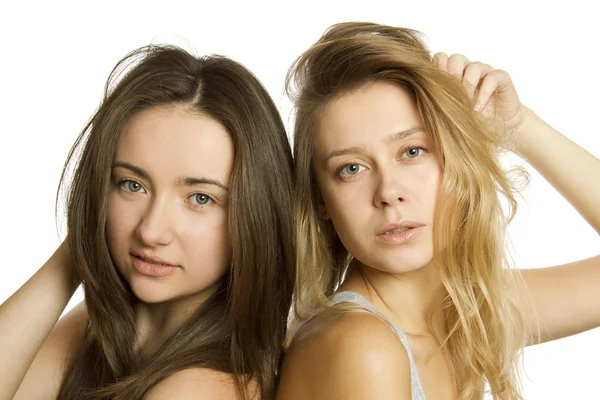 Δύο όμορφες νεαρές γυναίκες — Φωτογραφία Αρχείου