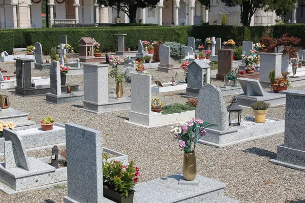 Cementerio Imágenes de stock libres de derechos