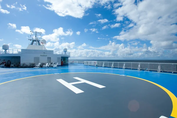 stock image Ship, sea and sky with clouds - beautiful sunny landscape