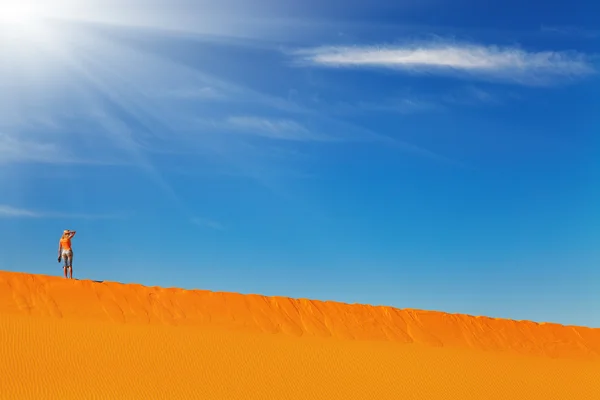 Escalada de dunas de arena — Foto de Stock