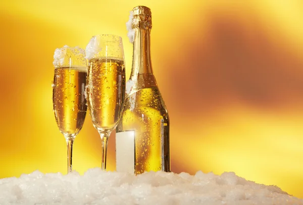 Champagne on snow — Stock Photo, Image